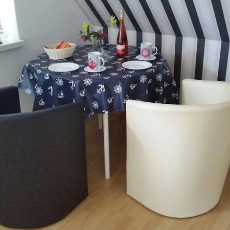 Ferienzimmer Fuer Zwei Am Strand Цингст Экстерьер фото